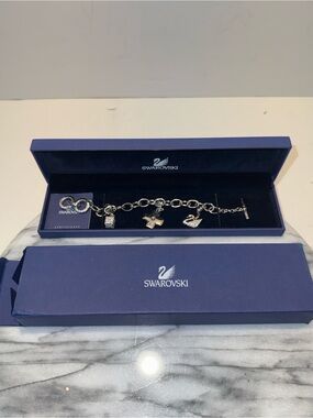 AUTHENTIC SWAROVSKI BRAND NEW DORINDA Charm Bracelet, Vintage Rhodium Plated